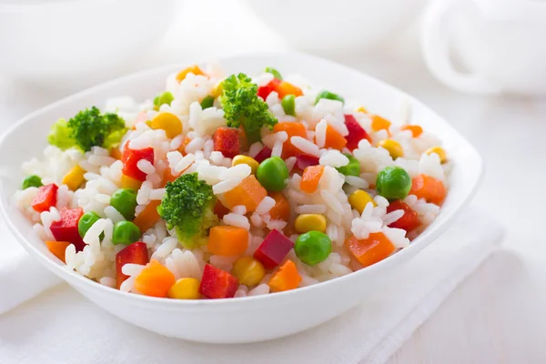 Рис з овочами — стокове фото