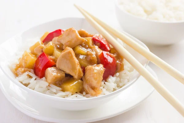 Sour chicken with rice — Stock Photo, Image