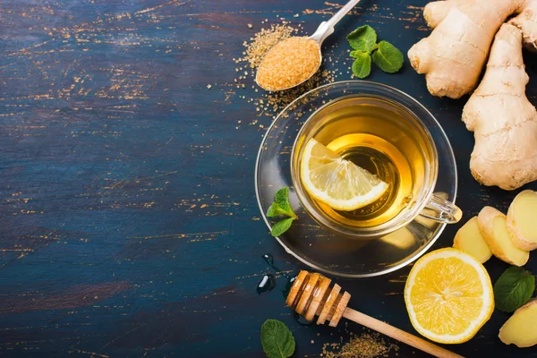 Ginger tea with lemon and honey — Stock Photo, Image