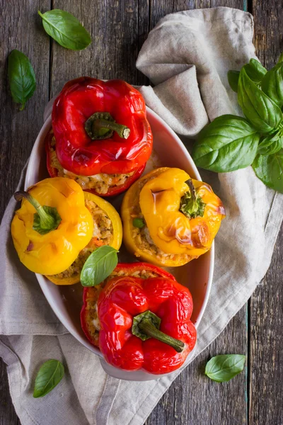 Stuffed peppers with meat, rice and vegetables — Stock Photo, Image