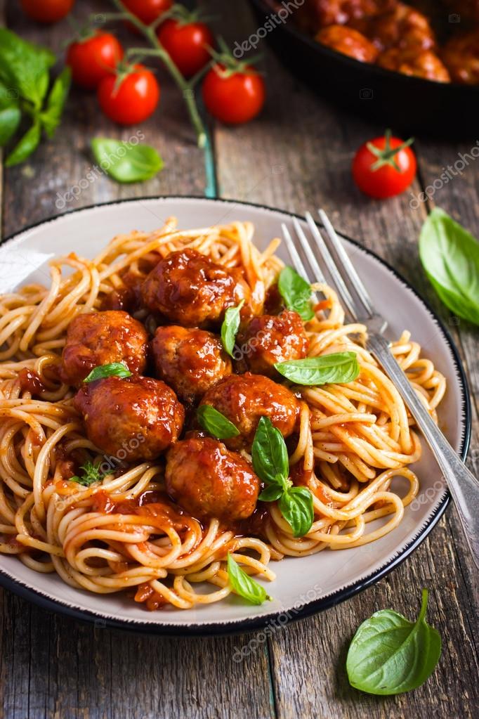 Spaghetti pasta with meatballs and tomato sauce Stock Photo by ©Anna