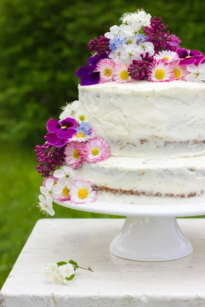 Pastel de boda desnuda — Foto de Stock