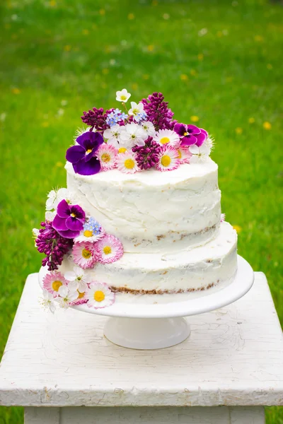 Pastel de boda desnuda — Foto de Stock