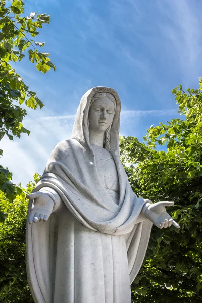 Estatua de Virgina Mary — Foto de Stock