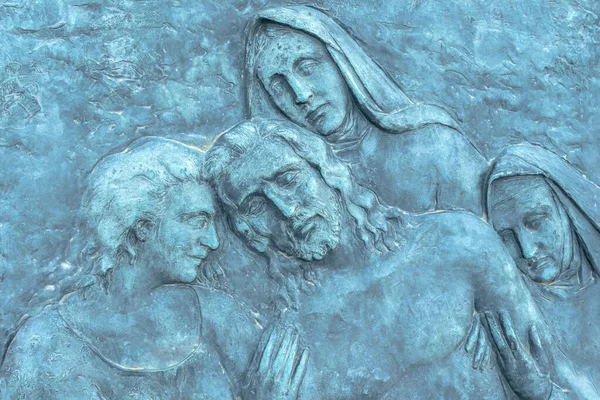 Vacker Ljusblå Låg Lättnad Skildrar Jesus Kristus Och Hans Död — Stockfoto