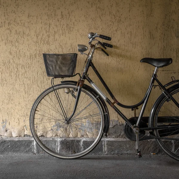 Svart cykel — Stockfoto