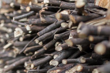 yakacak odun yığını