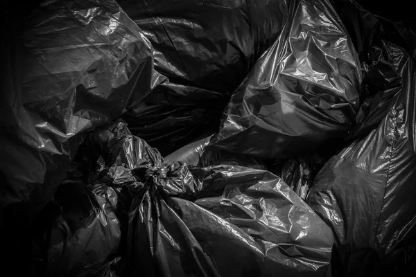 Zwarte vuilniszakken — Stockfoto