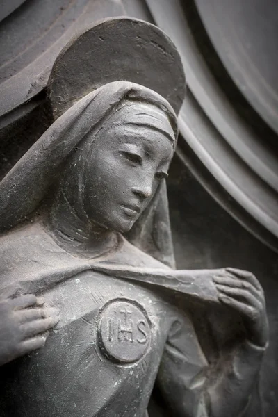 Estatua de la Virgen María —  Fotos de Stock