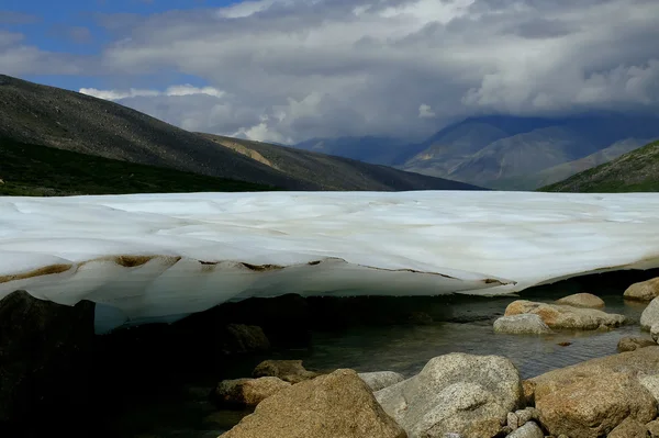 Paesaggio montano — Foto Stock