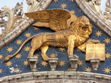 Venedik'te San Marco Bazilikası cephe 