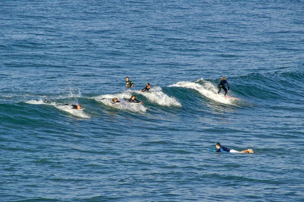 Surfování v Mundaka beach — Stock fotografie