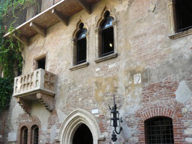 Verona (İtalya). Juliet 'in Verona' daki evinde balkon.