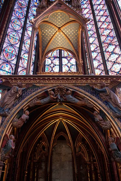 巴黎市圣教堂 Sainte Chapelle 的内部 — 图库照片