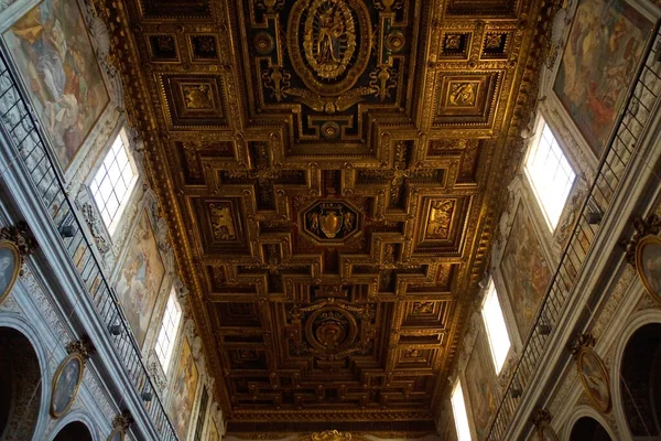 Rome Italy Coffered Ceiling Basilica Santa Maria Aracoeli City Rome — Stock Photo, Image