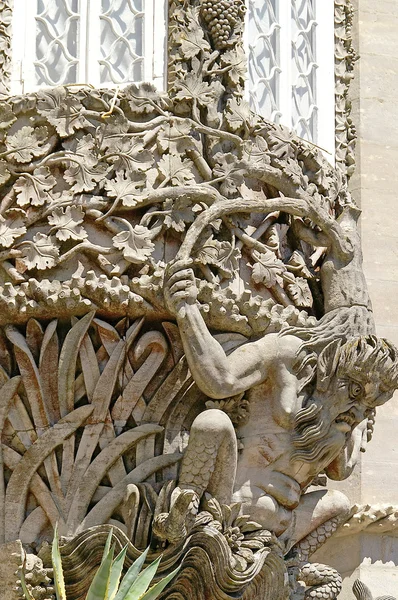 Portikus Detail Triton v Palacio Nacional da Pena — Stock fotografie