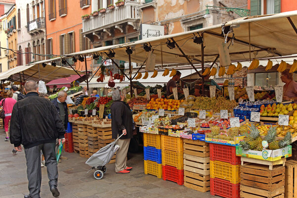 Market in the city of Venice