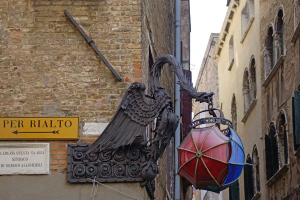 Architektonisches detail in der stadt venedig — Stockfoto