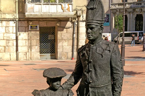 Tribute to the Tetines and Dancers in the historic city of Burgos — Stock Photo, Image