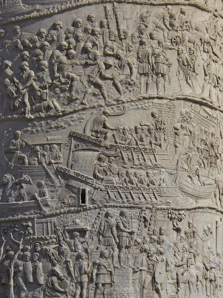 Marcus Aurelius'un Roma sütun