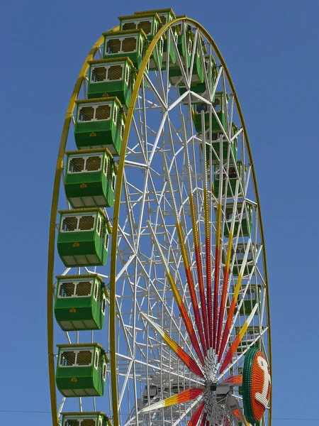 Riesenrad auf der Messe — Stockfoto