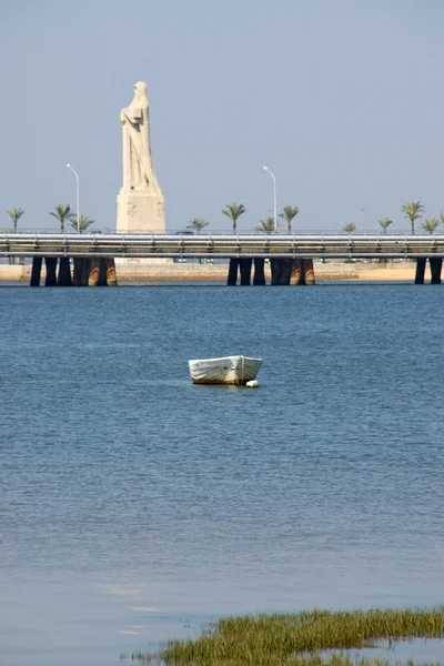 Boca do rio Tinto perto do monumento aos Descobridores — Fotografia de Stock