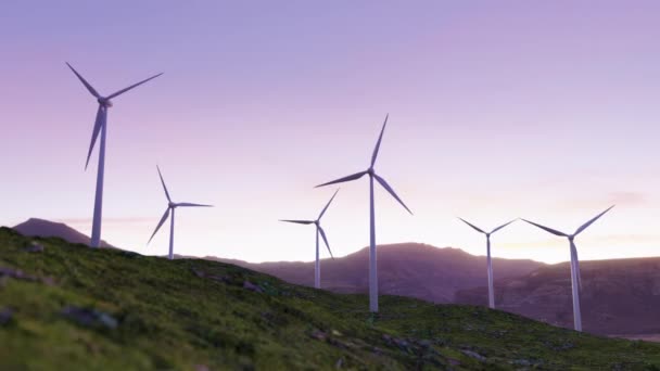 Turbinas eólicas ao pôr do sol nas montanhas — Vídeo de Stock