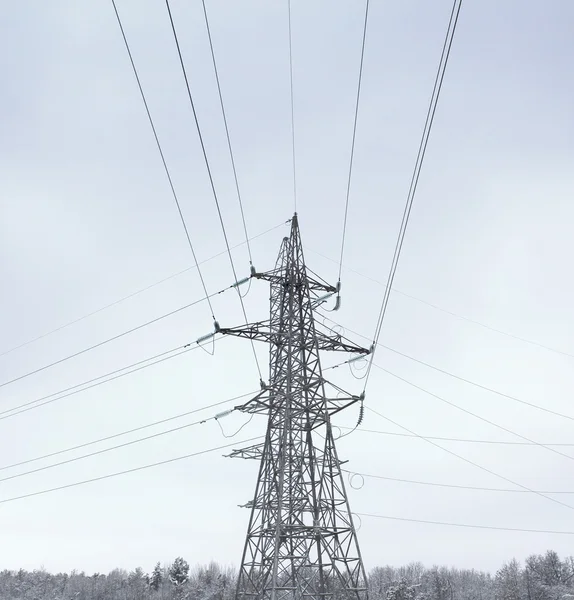 Power Tower w zimowe wieczory — Zdjęcie stockowe