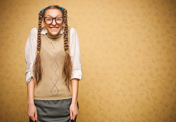 Portret van jonge vrouwelijke nerd — Stockfoto