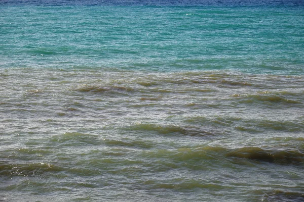 Açık Güneşli Bir Günde Deniz Dalgaları Stok Fotoğraf