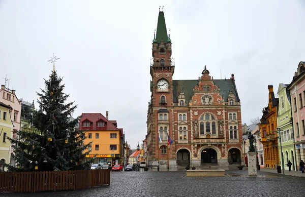 Frydlant Τσεχία Δεκεμβρίου 2018 Χριστουγεννιάτικο Δέντρο Κοντά Στο Δημαρχείο Frydlant — Φωτογραφία Αρχείου