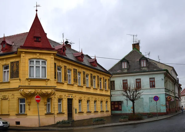2018年12月21日チェコ フリドラント州リベレツ地区の歴史的中心街の通り沿いの住宅 — ストック写真