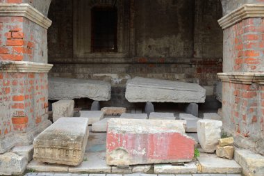 Rusya 'nın başkenti Moskova' nın merkezindeki Petrovka Caddesi 'ndeki Vysokopetrovsky Manastırı' nın yeniden inşası