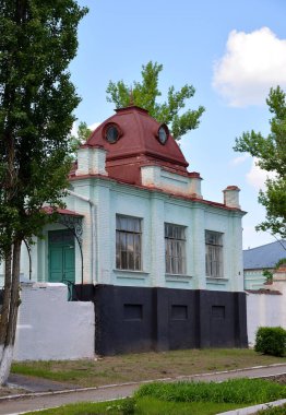 19. yüzyılın eski evi 1 Mayıs sokağı, ilkbaharda Pavlovsk, Voronezh bölgesi, Rusya