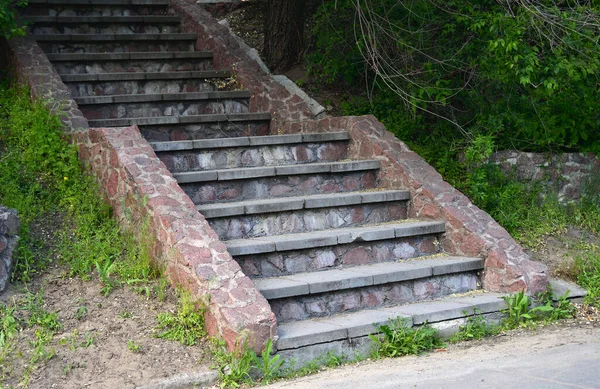 Scala Pietra Nel Parco Estivo — Foto Stock