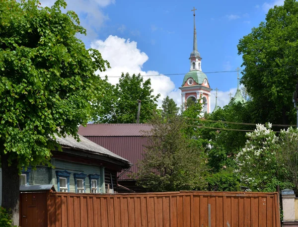 Antiguos Edificios Madera Campanario Iglesia Centro Ciudad Kostroma Rusia — Foto de Stock