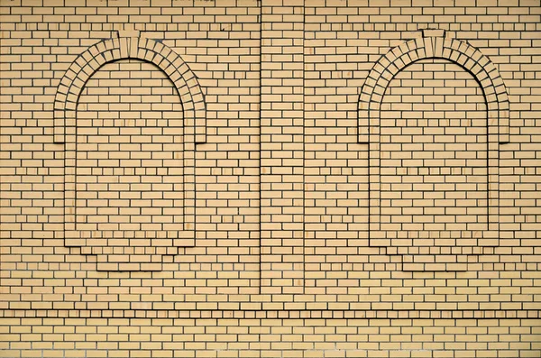 Arkaplan Olarak Pencere Açılışı Taklidi Yapılmış Sarı Tuğla Duvar — Stok fotoğraf