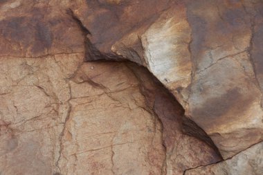 Yüzeyi doğal taş arka plan olarak çatlaklar.