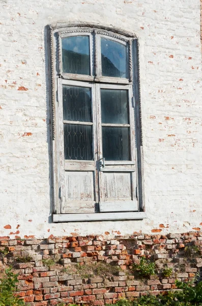 Puerta de la antigua casa — Foto de Stock