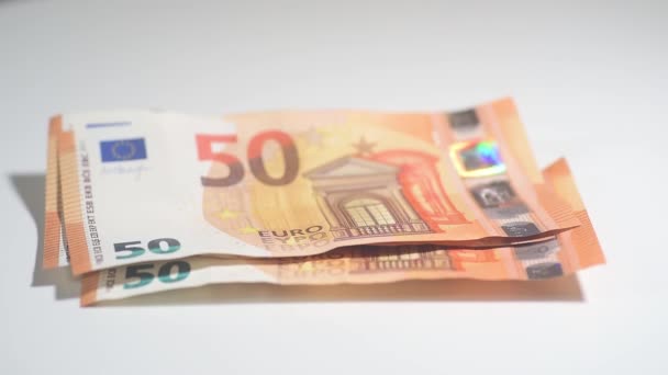 Concetto Video Pagamento Contanti Con Banconote Euro Poste Tavolo Isolate — Video Stock