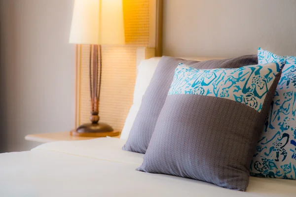 Poduszki, materace pomarańczowe światło snu — Zdjęcie stockowe
