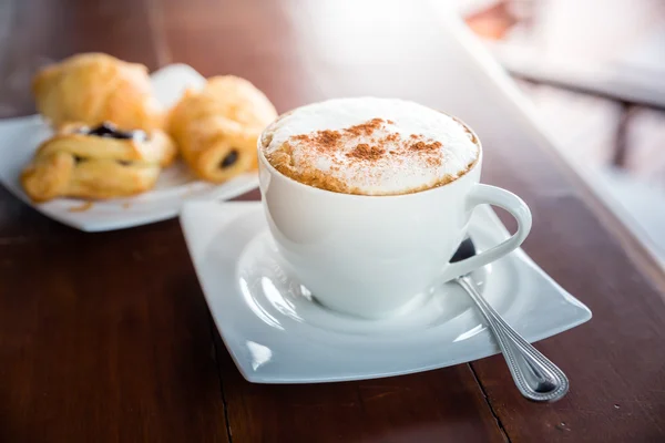 Warme koffie in de ochtend Stockfoto