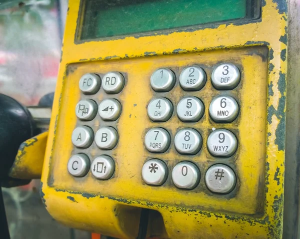 Старий номер кнопки публічний телефон — стокове фото
