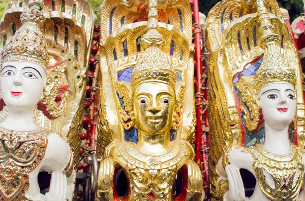 タイの寺院の彫刻人形 — ストック写真