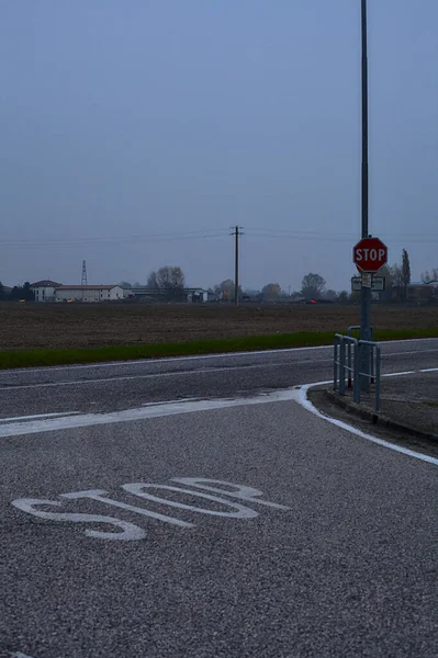 Země Silnice Při Západu Slunce Podzim — Stock fotografie