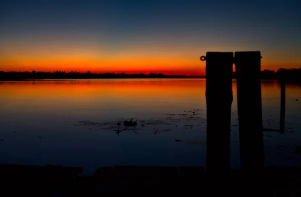 Pier Eines Sees Bei Sonnenuntergang Herbst — Stockfoto