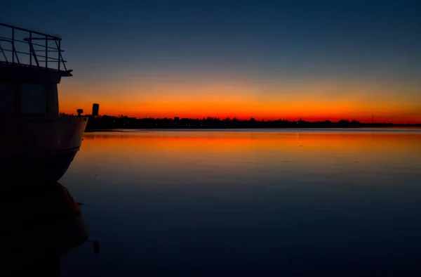 Barco Lago Pôr Sol Outono — Fotografia de Stock