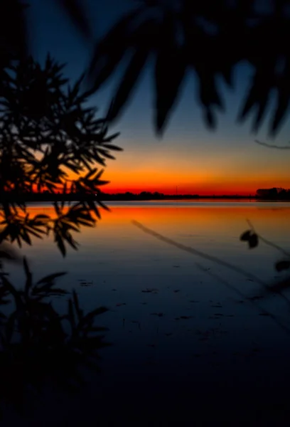 Puesta Sol Sobre Lago Otoño — Foto de Stock