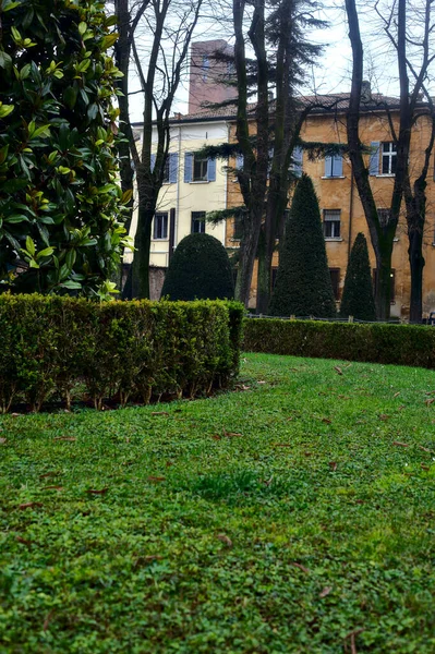 Öffentlicher Garten Einer Italienischen Stadt Bewölkten Tagen Winter — Stockfoto