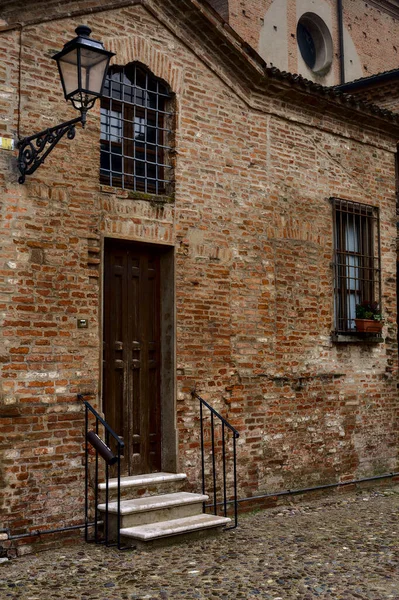Фасад Старого Дома Италии — стоковое фото